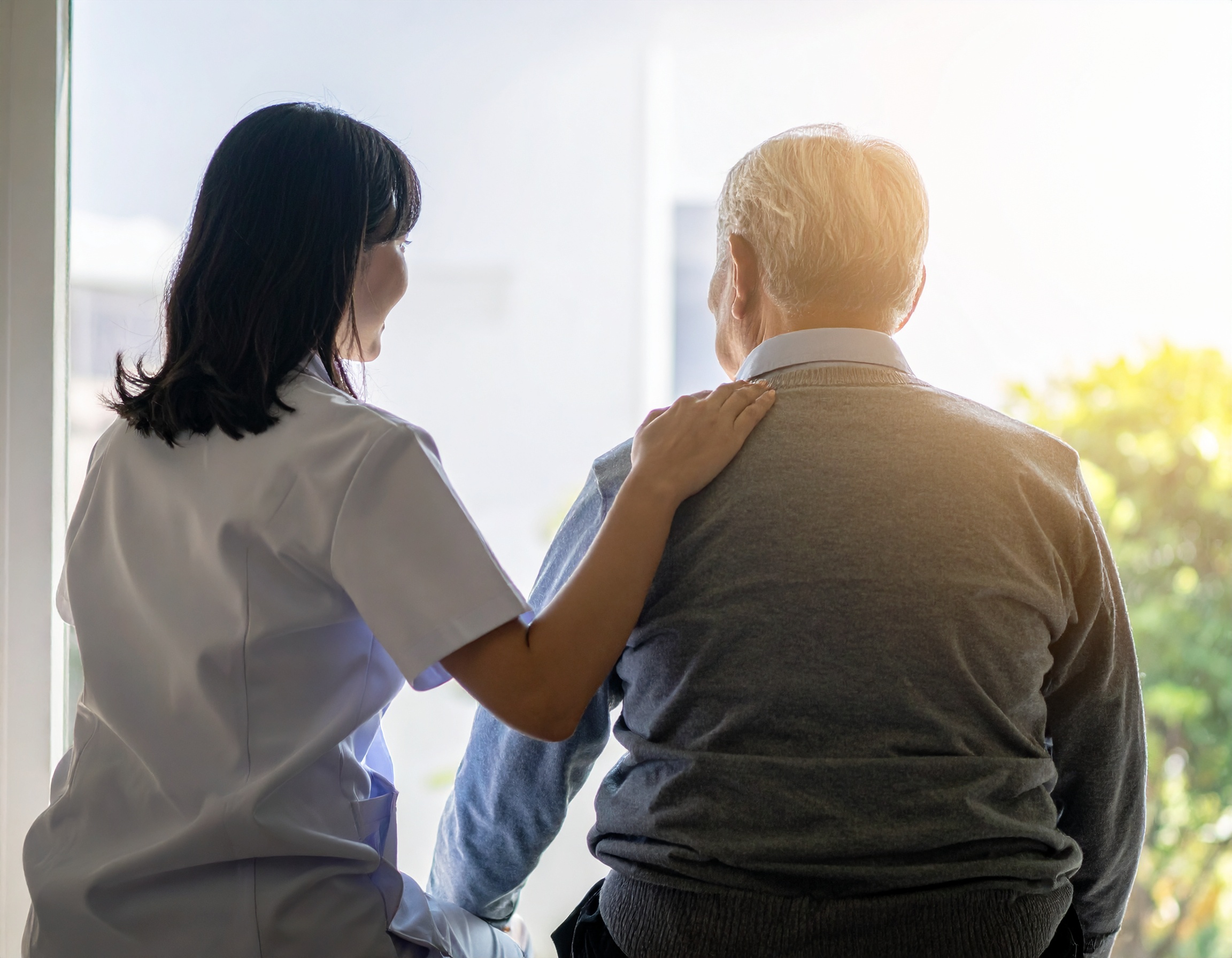 講師と父親との思い出を示唆するイメージ